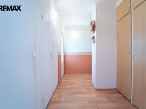 Prodej bytu 2+1, Hradec Králové - Třebeš, Milady Horákové, 50 m2