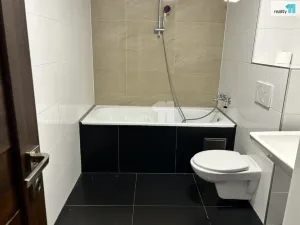Pronájem bytu 3+kk, Praha - Hrdlořezy, Českobrodská, 65 m2