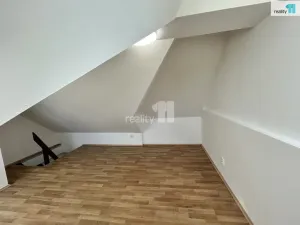 Pronájem bytu 3+kk, Praha - Hrdlořezy, Českobrodská, 65 m2