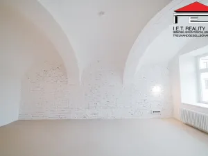 Prodej bytu 3+kk, Frýdek-Místek, Zámecké nám., 89 m2