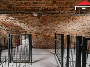 Prodej bytu 3+kk, Frýdek-Místek, Zámecké nám., 89 m2