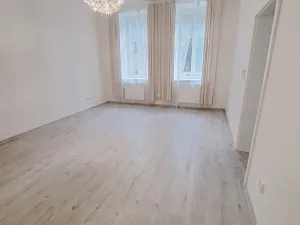 Pronájem bytu 1+1, Olomouc, Dobrovského, 50 m2