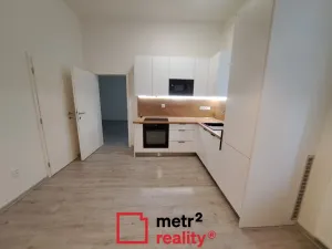 Pronájem bytu 1+1, Olomouc, Dobrovského, 50 m2