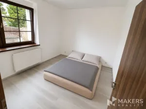 Pronájem bytu 2+kk, Praha - Strašnice, Doubravčická, 63 m2