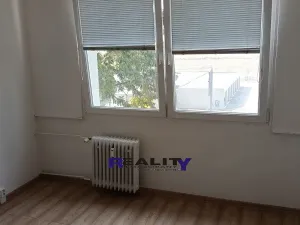 Pronájem bytu 1+1, Žatec, Pekárenská, 40 m2