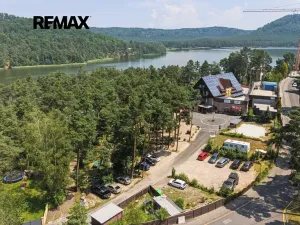Prodej komerční nemovitosti, Doksy, 1850 m2