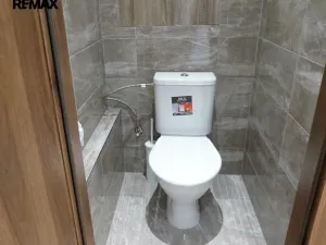 Pronájem bytu 1+kk, Praha - Modřany, Rodopská, 33 m2