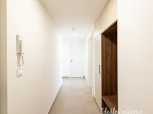 Pronájem bytu 3+kk, Praha - Kamýk, Zimova, 71 m2