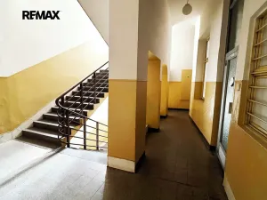 Pronájem bytu 3+1, Praha - Nové Město, Karlovo náměstí, 79 m2