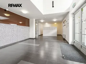 Prodej bytu 1+kk, Praha - Hrdlořezy, Učňovská, 45 m2