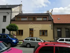 Pronájem bytu 2+kk, Pardubice, V Ráji, 50 m2