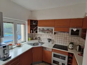 Pronájem bytu 2+kk, Pardubice, V Ráji, 50 m2