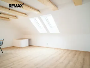 Prodej bytu 4+1, Černilov, 130 m2