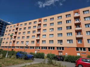 Pronájem bytu 2+1, Hradec Králové, třída SNP, 56 m2