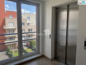 Pronájem bytu 2+kk, Praha - Záběhlice, Mikanova, 52 m2