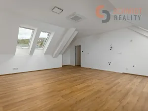 Prodej bytu 3+kk, Bavory, 90 m2