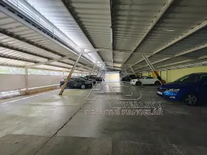 Prodej garážového stání, České Budějovice, 13 m2