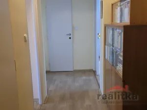 Pronájem bytu 2+1, Opava - Kateřinky, Holasická, 63 m2