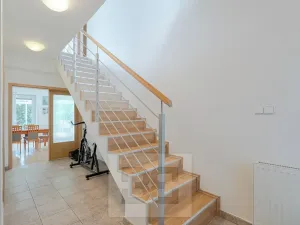 Pronájem rodinného domu, Praha - Kbely, Pod Nouzovem, 148 m2