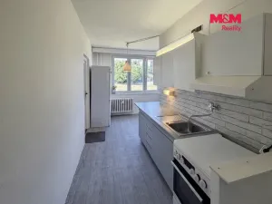Prodej bytu 3+1, Klášterec nad Ohří - Miřetice u Klášterce nad Ohří, Jana Ámose Komenského, 76 m2
