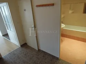 Pronájem bytu 2+kk, Praha - Troja, Hnězdenská, 50 m2