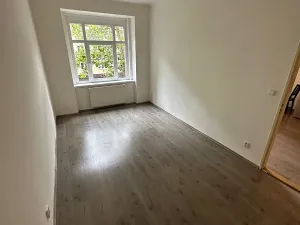 Pronájem bytu 2+kk, Praha - Žižkov, Hartigova, 50 m2