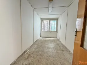 Pronájem skladu, Praha - Sedlec, Přerušená, 98 m2