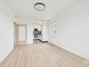 Pronájem bytu 2+kk, Praha - Strašnice, Strančická, 52 m2