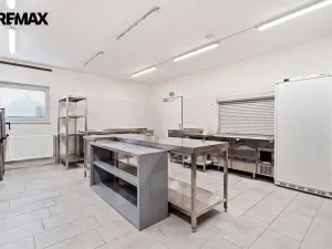 Prodej ubytování, Jablonné v Podještědí - Markvartice, U Stadionu, 1730 m2