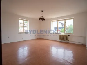 Prodej vícegeneračního domu, Střížov, 252 m2