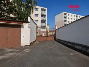 Pronájem garáže, Chomutov, Vršovců, 120 m2