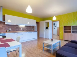 Pronájem bytu 2+kk, Praha - Uhříněves, Sušilova, 61 m2