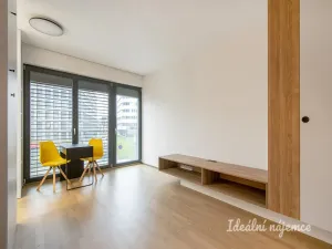 Pronájem bytu 1+kk, Praha - Libeň, Vojenova, 35 m2