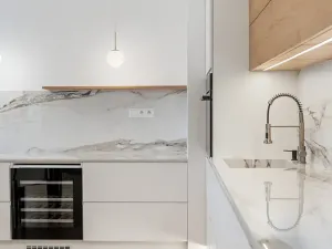 Pronájem bytu 2+kk, Praha - Žižkov, Ke kapslovně, 70 m2