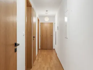 Pronájem bytu 2+kk, Praha - Žižkov, Ke kapslovně, 70 m2