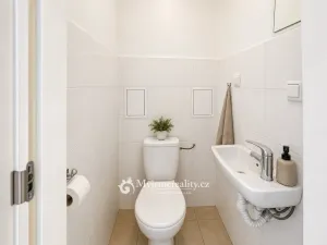 Pronájem bytu 1+1, Znojmo, Loucká, 40 m2