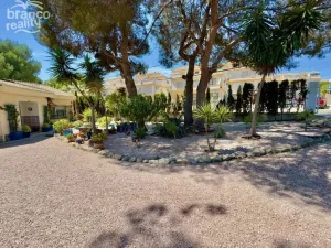 Prodej rodinného domu, Algorfa - La Finca Golf, Alicante, Španělsko, 320 m2