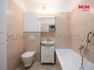 Pronájem bytu 2+kk, Hradec Králové - Třebeš, Svatojánská, 49 m2