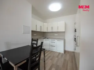 Pronájem bytu 2+kk, Hradec Králové - Třebeš, Svatojánská, 49 m2