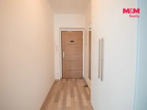 Pronájem bytu 2+kk, Hradec Králové - Třebeš, Svatojánská, 49 m2