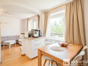 Prodej rodinného domu, Praha - Komořany, Nad teplárnou, 260 m2