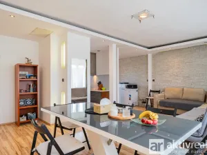 Prodej rodinného domu, Praha - Komořany, Nad teplárnou, 260 m2