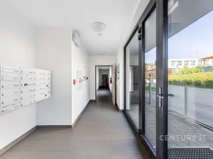 Prodej bytu 1+kk, Praha - Modřany, Soukalova, 38 m2