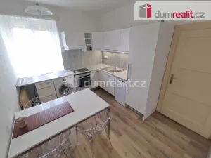 Pronájem bytu 3+1, Praha - Řepy, Krolmusova, 80 m2