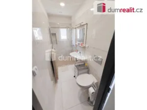 Pronájem bytu 3+1, Praha - Řepy, Krolmusova, 80 m2