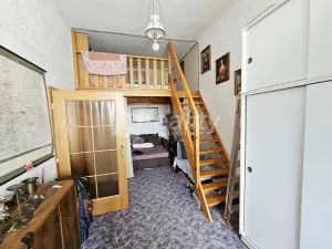 Prodej činžovního domu, Znojmo, Horní náměstí, 862 m2