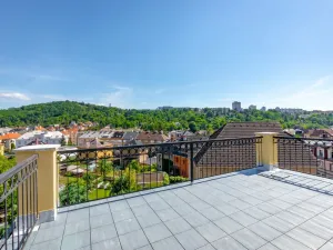 Pronájem bytu 4+kk, Ústí nad Labem - Klíše, Beethovenova, 151 m2