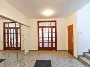 Pronájem kanceláře, Praha - Kunratice, Ke hrádku, 417 m2