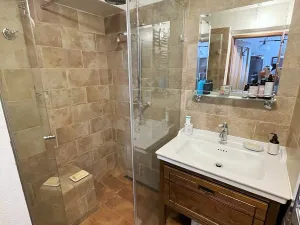 Prodej rodinného domu, Bobrová, 180 m2