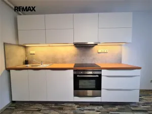 Pronájem bytu 2+kk, Uherské Hradiště, 50 m2